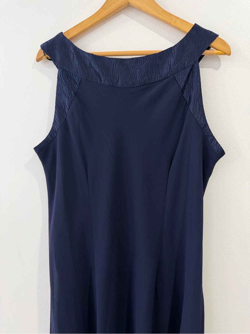 Le Bos Navy Dress with Beaded Trim - Picture 6 of 9